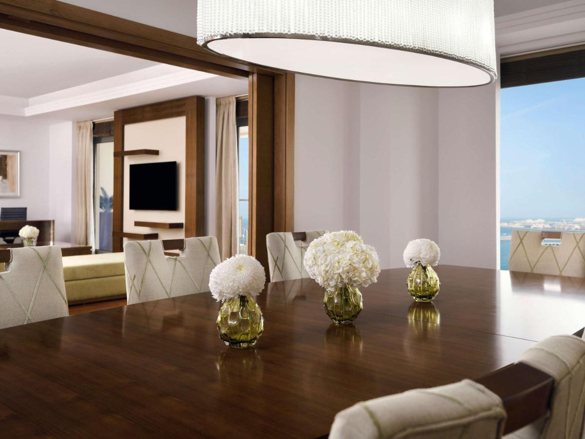 Moevenpick Hotel Jumeirah Beach Дубай Екстер'єр фото A rendering of a typical suite at the Ritz-Carlton, Key West