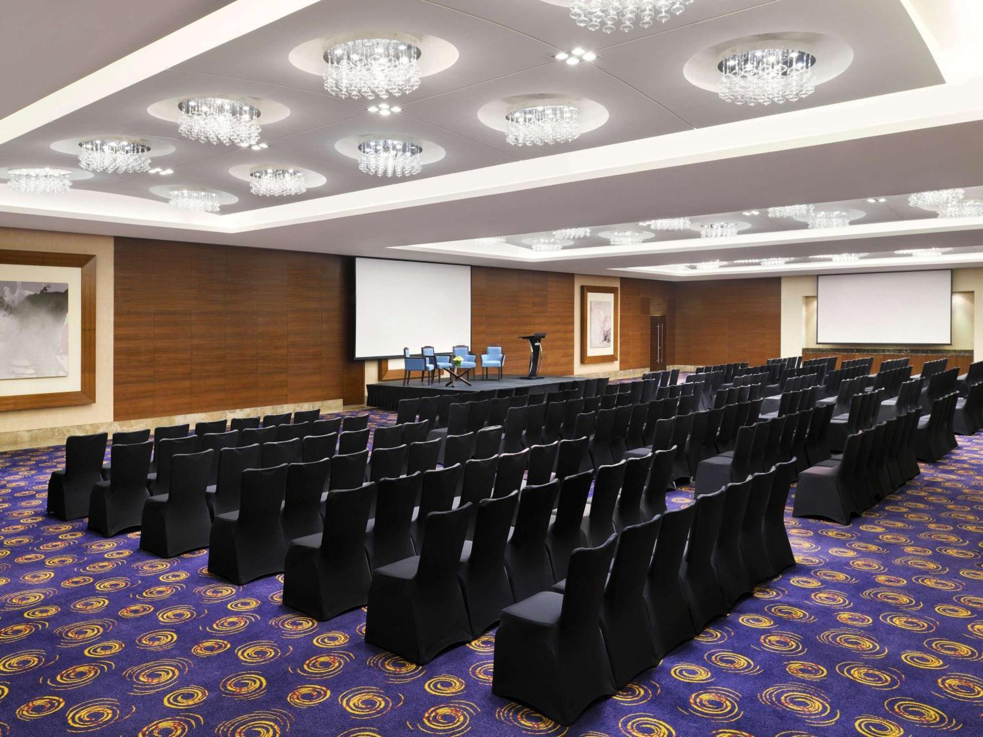 Moevenpick Hotel Jumeirah Beach Дубай Екстер'єр фото The Grand Ballroom